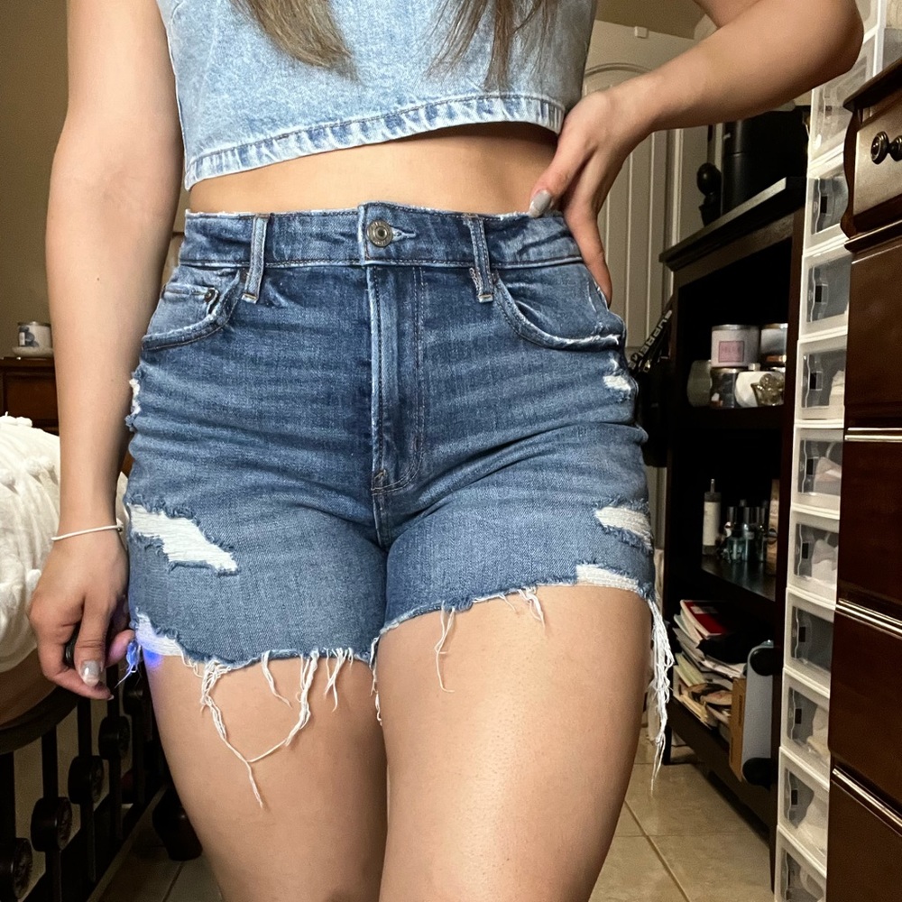 American Eagle Outfitters High-Rise Distressed Denim Shorts in Blue